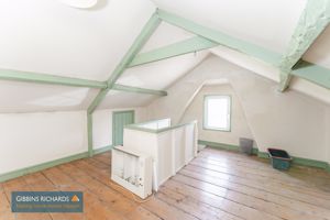 Attic Room- click for photo gallery